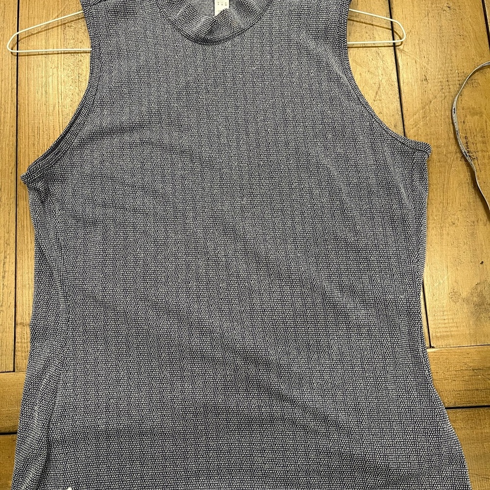 Adidas Casual Sleeveless Women's Top Size Medium